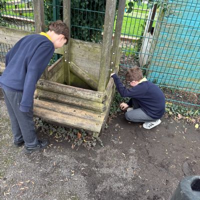 Science - Living things & their habitats 